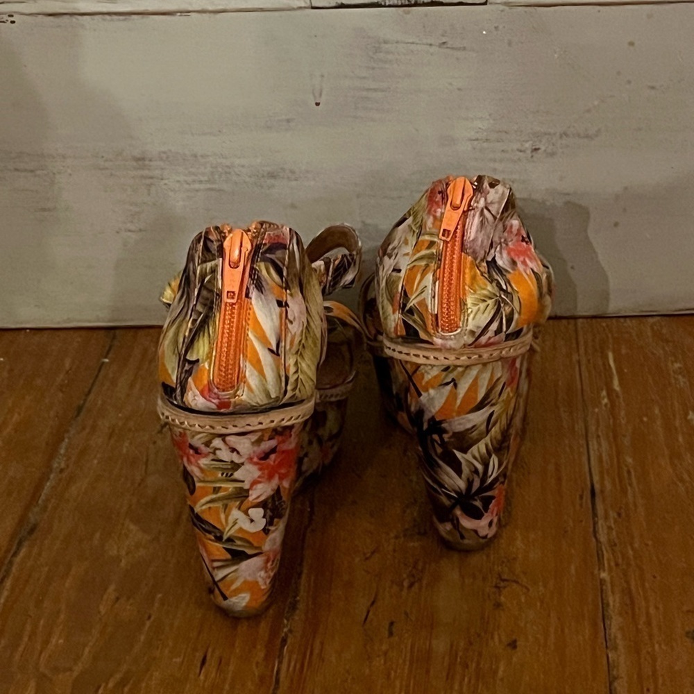 Miss Allbright Tropical Wedge Floriculture Floral Heels Anthroplogie 10 - Picture 4 of 6